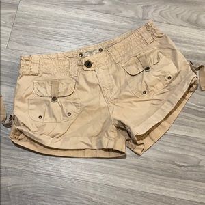 American Eagle Shorts // Size 10 // Cargo Style